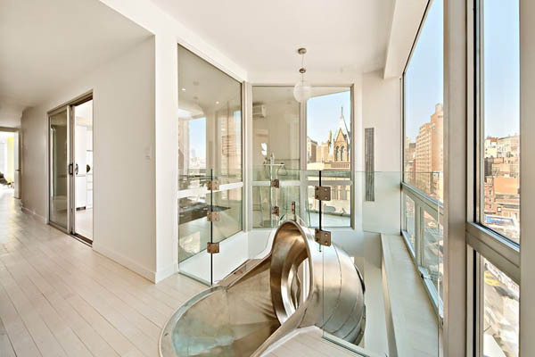 Spiral slide New York penthouse by LEVEL Architects (3) #slide