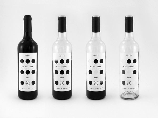 Joc — Wine Label | Francesc Moret Vayreda #packaging #wine #bottle