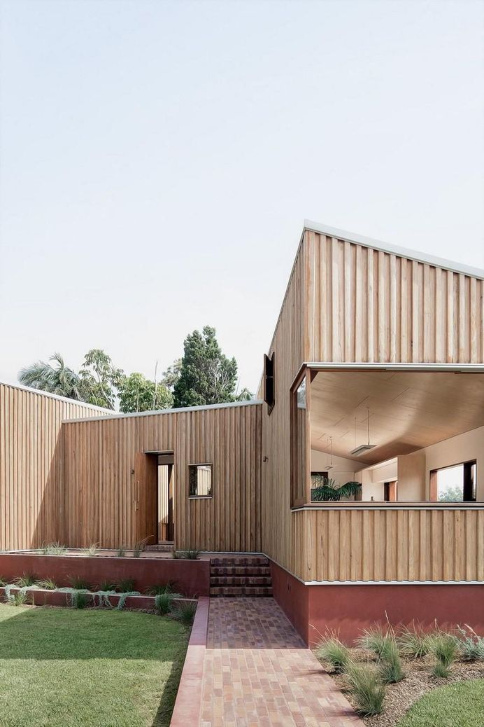 Three Piece House by TRIAS Studio 2