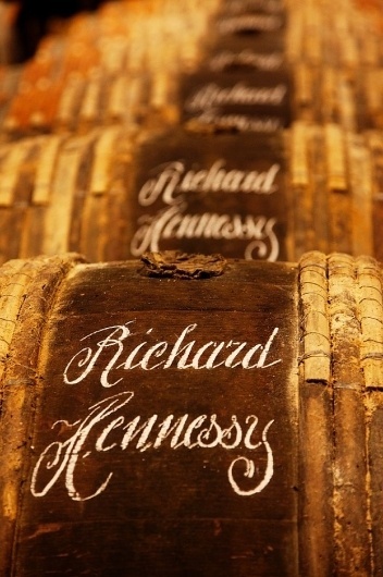 10_4_10_HennesyCognac39568.jpg (666×1000) #script