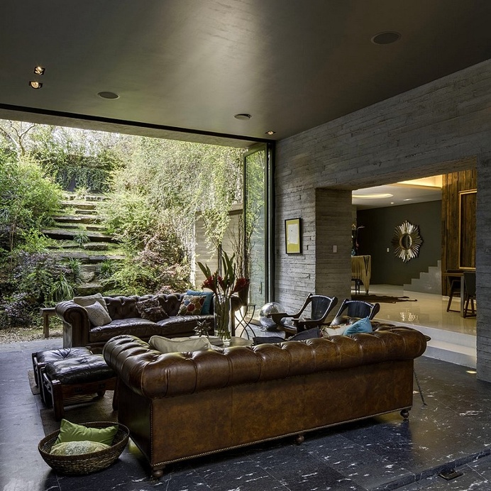 PN House in Mexico City – an Ever-Present Sense of Indoor-Outdoor Living