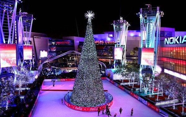 15 Christmas Tree In Los Angeles And Staples Center Trees Art 15 Christmas Tree In Los Angeles And Staples Center Trees Art