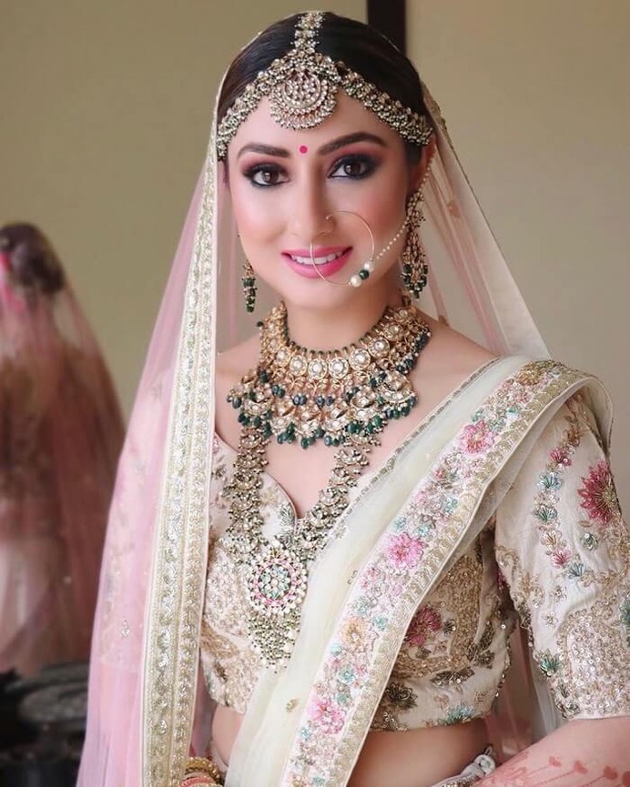 Look Gorgeous With Radiant Pink Tones!