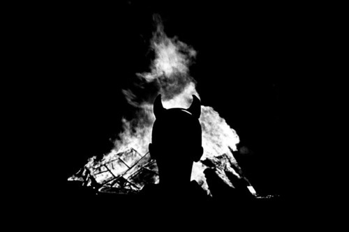 Ross Mcdonnell Fotógrafo. #devil #ross #mcdonnel #fire