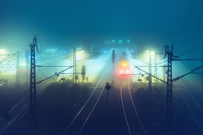 At Night: Urban Nightscape Photography by Andreas Levers