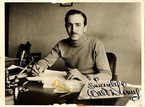 hipster-walt.jpg (480×355) #white #photo #walt #black #disney