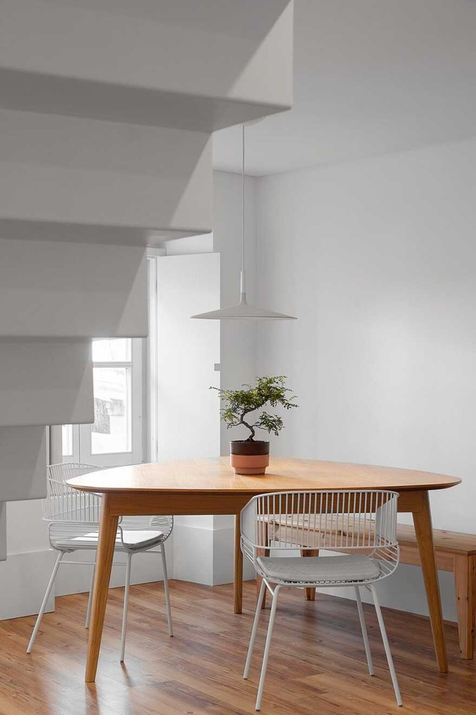 dining room, House in the Historic Center of Leiria, Portugal, Joana Marcelino Studio