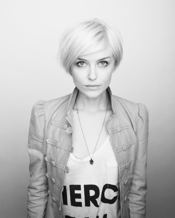 Dreamy Photographers: Angela & Ithyle #white #black #portrait #photography #and