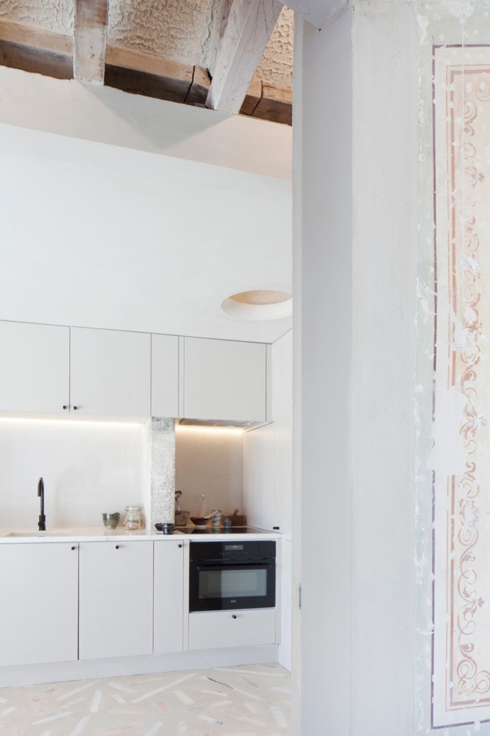 Lapa Apartment by Studio Gameiro