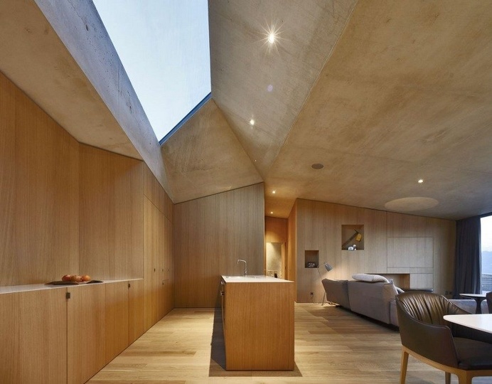 Creative Extension to a Traditional South-Tyrolean Farmhouse 7