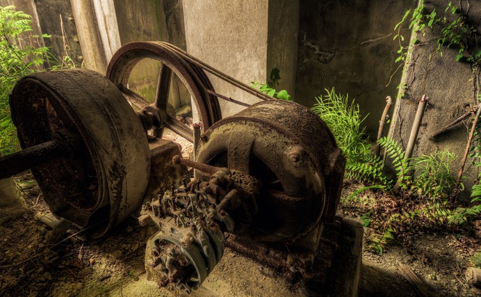 "The Retired Gold Digger" by Yuki Iwaoka #Photography #HDR #Wallpaper #Landscape