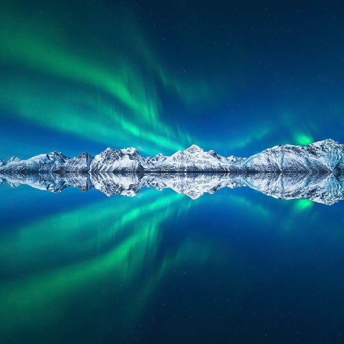 Spectacular Aurora Borealis in Norway by Tor-Ivar Næss