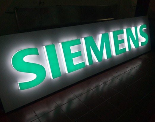 Three Awe-Inspiring Examples of Neon Logo Design