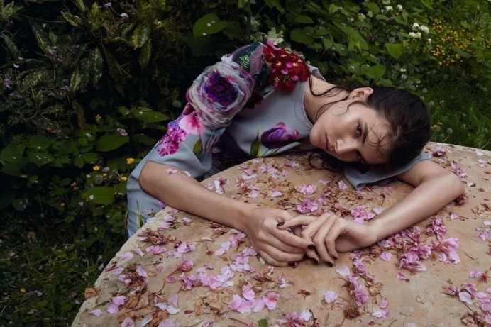 Vanessa Moody by Camilla Akrans for Vogue China August 2016
