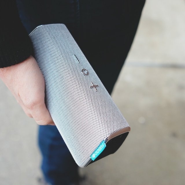 Fugoo Style Wireless Speaker Clutch #tech #flow #gadget #gift #ideas #cool