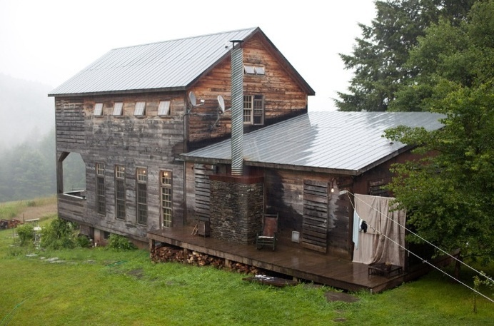 That Kind Of Woman : Photo #cabin #tin #roof