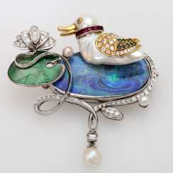 Brooch