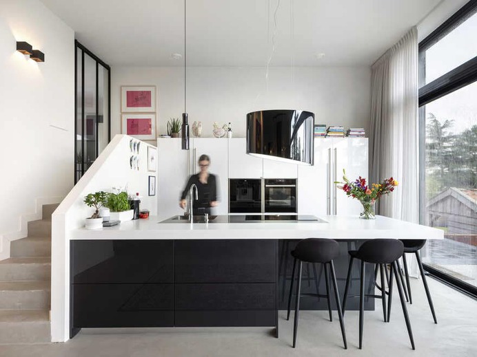 kitchen / Arjen Reas Architecten