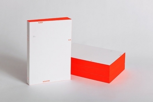 Kunst als Negation | Slanted - Typo Weblog und Magazin #red #box