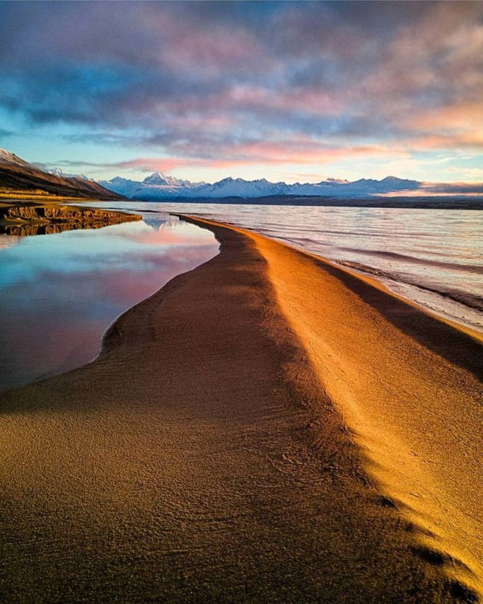 Nico Babot Captures the Beauty of New Zealand Through Landscapes