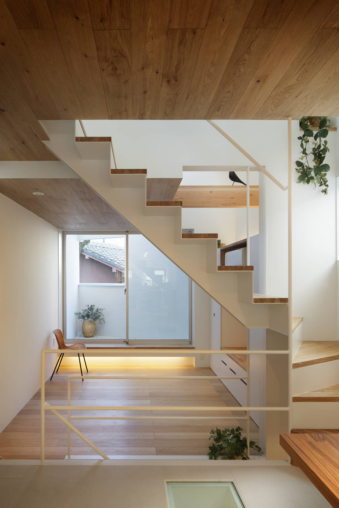 Platinum House