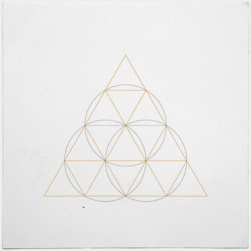 #306 Cyclops – A new minimal geometric composition each day