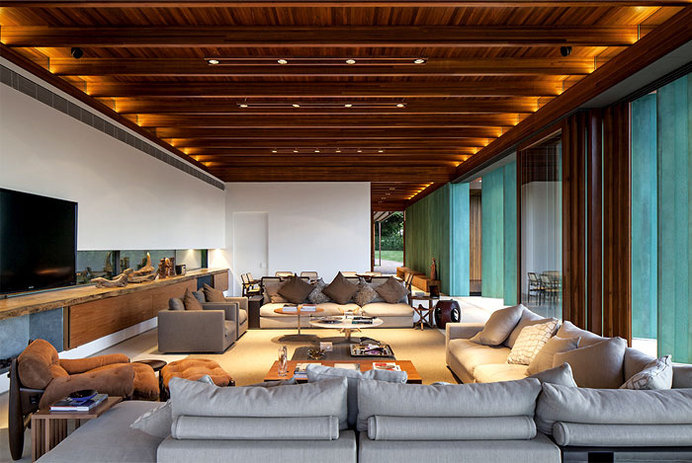 Brazilian Holiday Home by Bernardes Arquitetura wooden cladding brazilian holiday home #design #living #decor #home #gecor #room