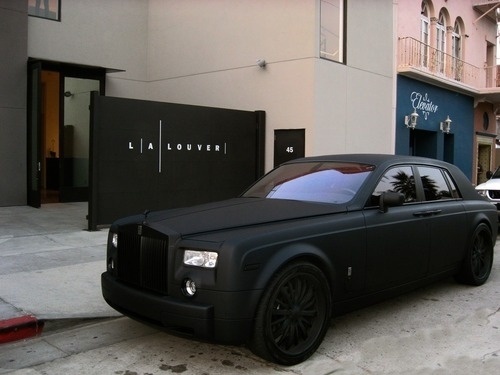 Dailymovement #phantom #black #royce #rolls #car