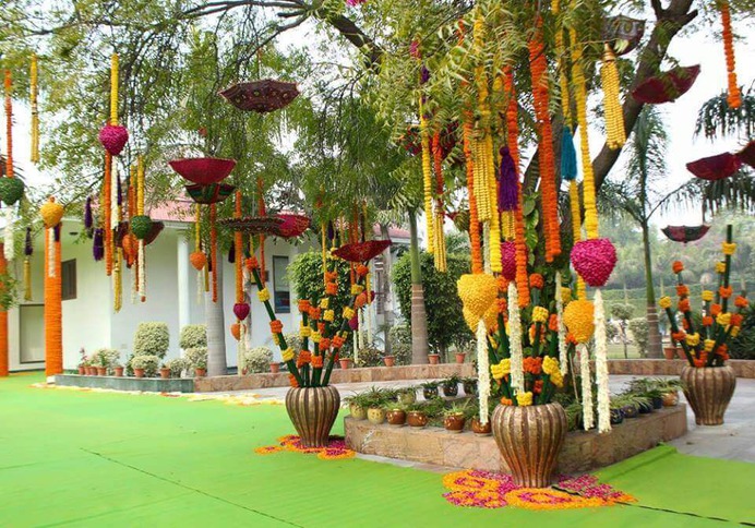 20 Exceptionally Pretty Tree Decoration for Wedding Decor