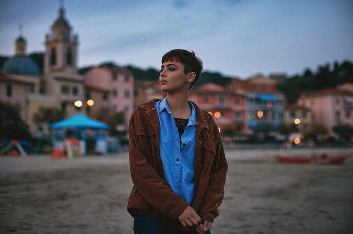 Lifestyle Female Portrait Photography by Alessandro Bondielli