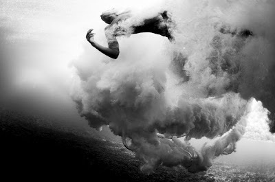 El verano sin fin.: Brian Bielmann. #water #surfing #photo #wave #sea #extreme #sport
