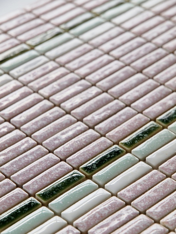 tile-4-960x1280@2x.jpg (1920×2560)