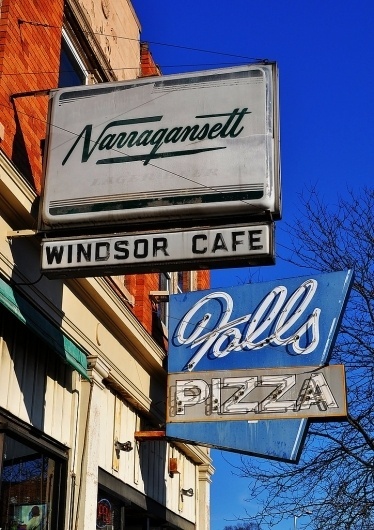 All sizes | Old Signs - Chicopee Falls, Massachusetts | Flickr - Photo Sharing! #script #sign #neon #vintage #pizza #type #typography