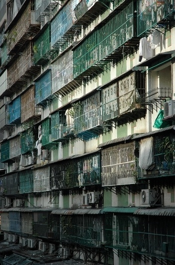 tumblr_m1h2rl8l4m1r8b6kso1_1280.jpg (JPEG Image, 680 × 1024 pixels) #architecture #facades