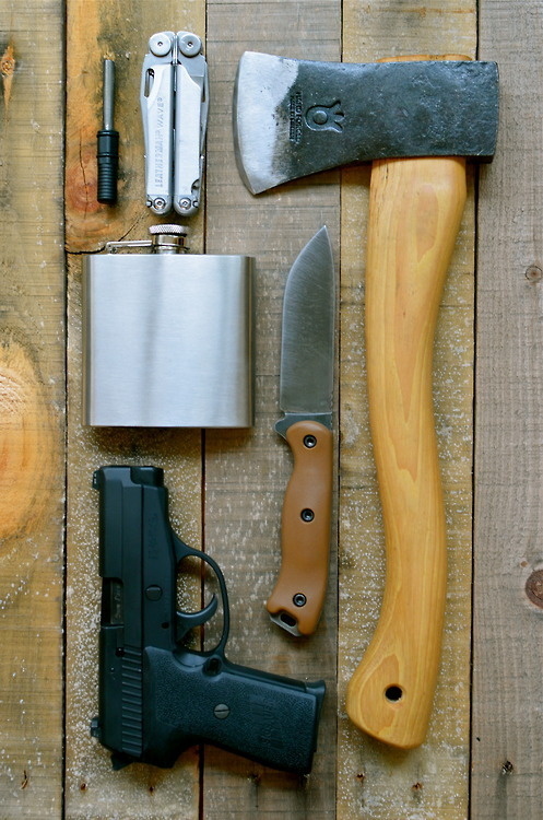 1 hour ago - 406 notes #gun #flask #axe #knife #hip