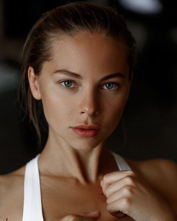Gorgeous Lifestyle and Beauty Portrait Photography by Alexey Polskiy