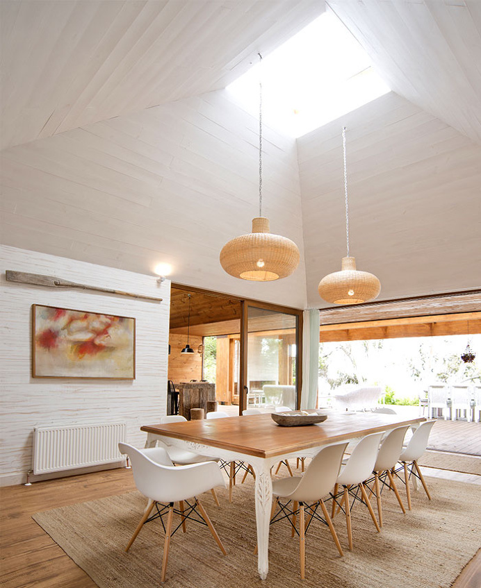 Fresh and Full with Light RP House - #diningroom #table, #chairs, #interior, #decor