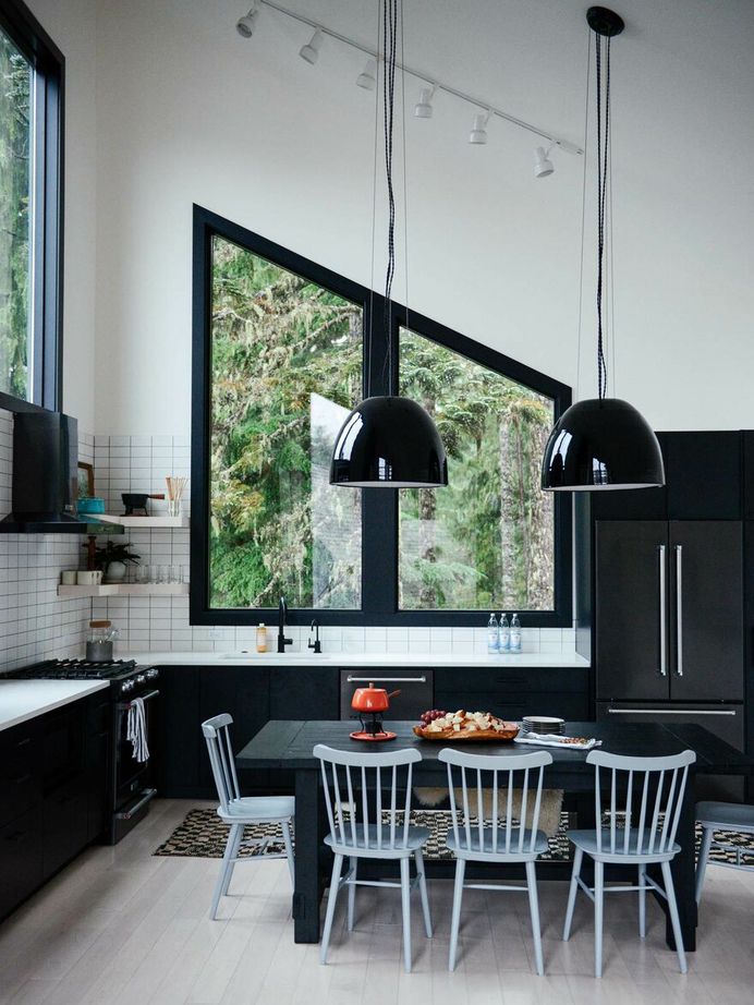 Alpine Noir Chalet, Casework Design Studio 9