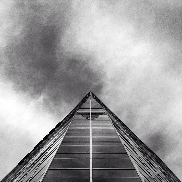 Follow @geometryclub on Instagram. #geometry #photography #architecture #minimal #instagram #symmetry
