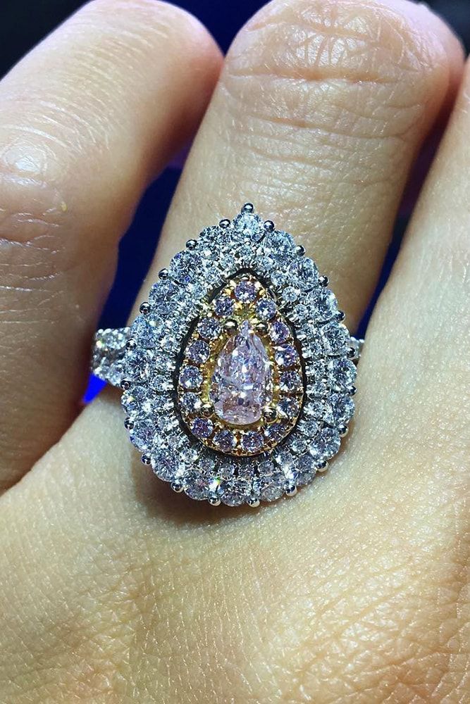 Timeless simple and classic style or unique rings with colored gemstones – doesn’t matter, what you choose.