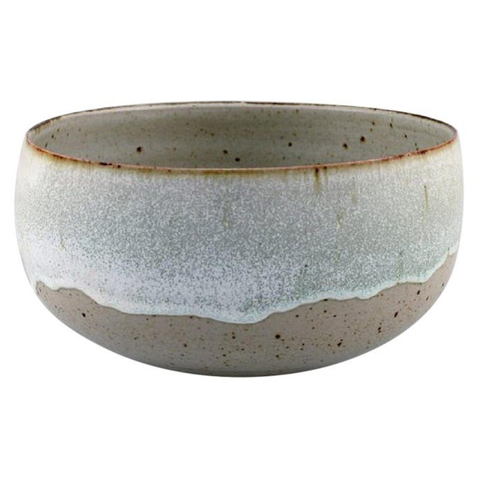 Alev Ebüzziya Siesbye for Royal Copenhagen, Stoneware Circular Bowl, 1960s For Sale at 1stdibs