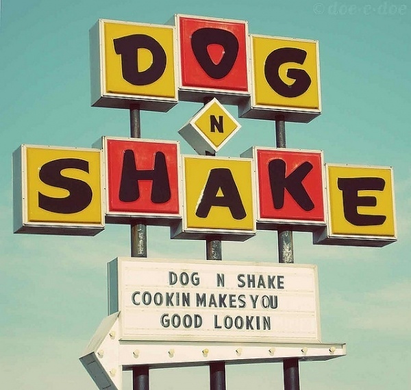 dog-n-shake-sign | Flickr - Photo Sharing! #signs #typography