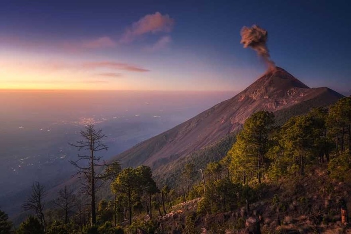 Albert Dros Captured Volcano Erupting Under The Milky Way In Guatemala