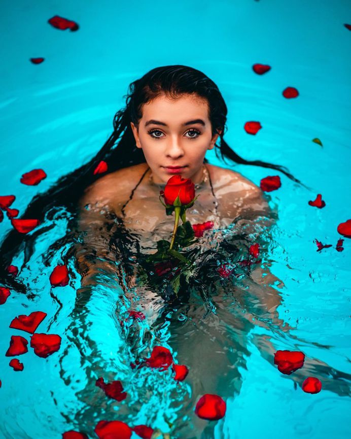 Awesome Moody Lifestyle Portrait Photography by Mark Singerman