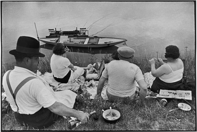 Henri Cartier-Bresson. FRANCE. Sunday on the banks of the River Seine. 1938. #magnum #photography #henri #cartier-bresson
