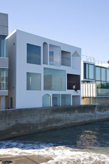 (18) Tumblr #white #design #italian #architecture #minimal #references