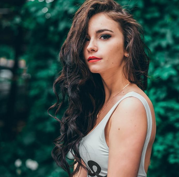 Beautiful Female Portrait Photography by Daria Klepikova