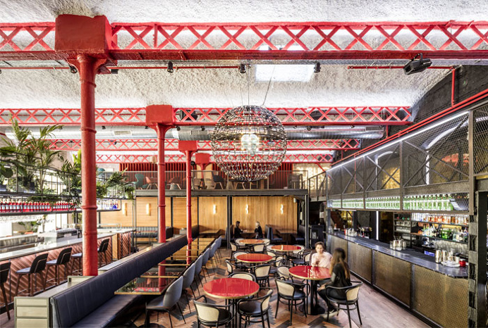 Barcelona Restaurant Features Eclectic Design - InteriorZine #restaurant #decor #interior