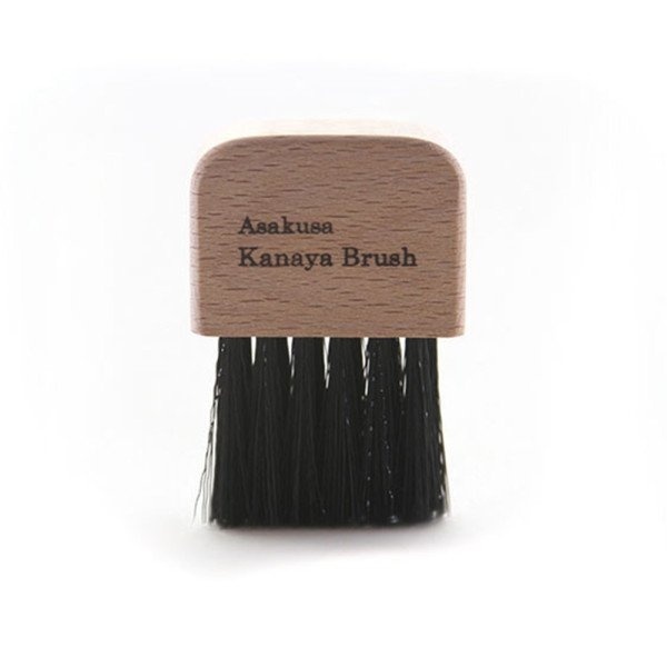 This brush keeps dust and other particles off of your keyboard. #design #product #productdesign #modern