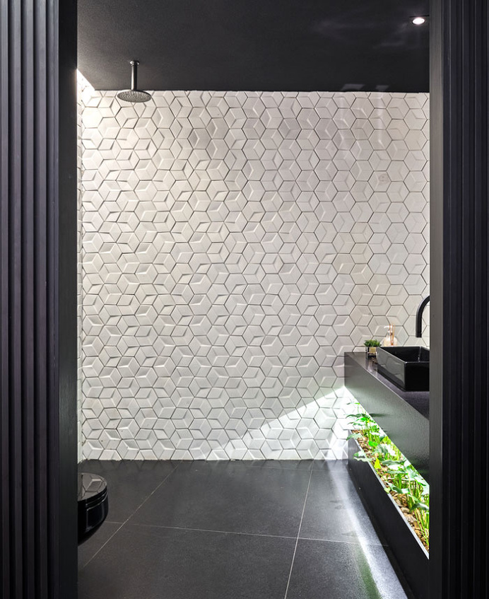 Modern Bathroom Decor with Live Plants - #bath, #interior, #decor, #plants, #greenery